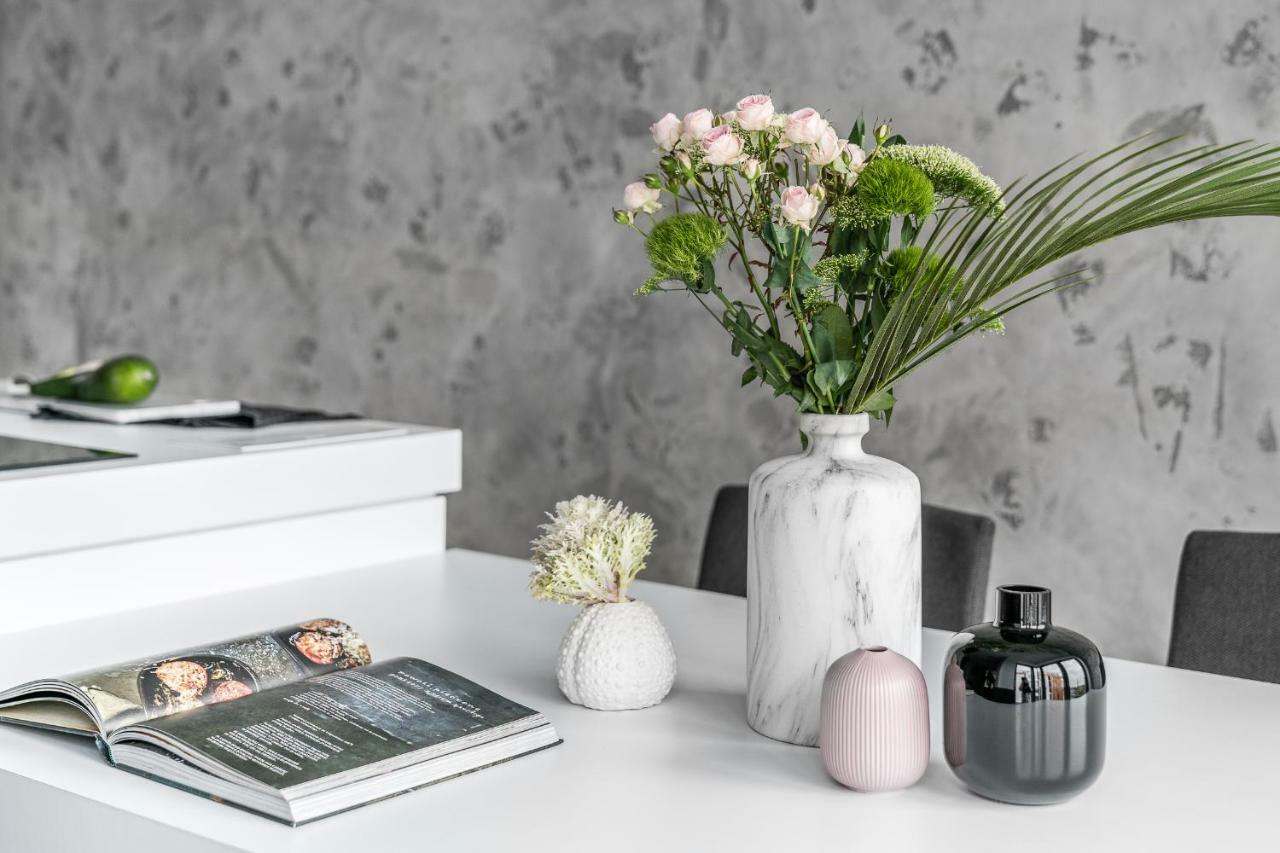 Stara Stocznia Apartment กดัญสก์ ภายนอก รูปภาพ
